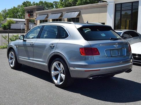 Used 2019 Bentley Bentayga image 6