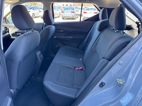 Used 2021 Nissan Kicks SV image 24