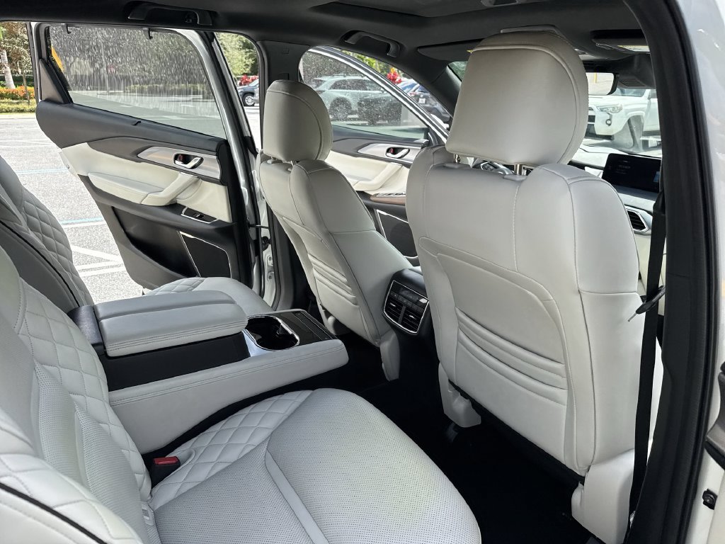 Certified 2023 MAZDA CX-9 Signature AWD/4WD image 33