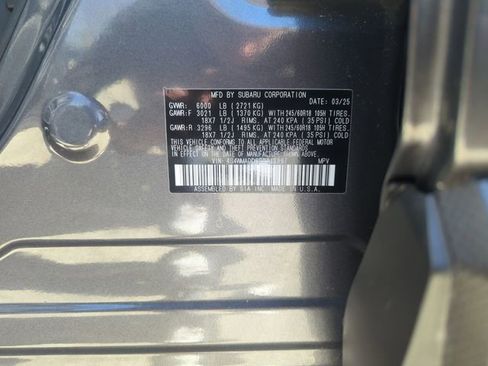 Used 2025 Subaru Ascent Premium AWD/4WD image 33