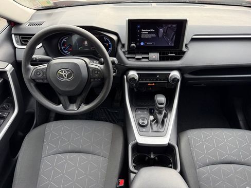 Certified 2025 Toyota RAV4 XLE image 19