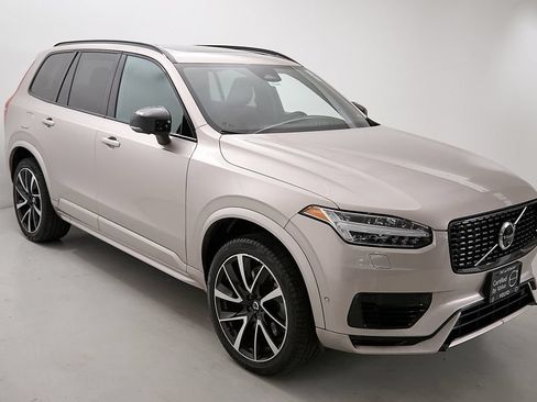 Certified 2023 Volvo XC90 T8 Plus w/ Protection Package AWD/4WD image 4