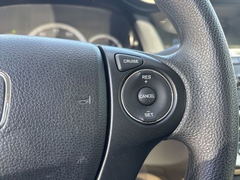 Used 2014 Honda Accord LX image 21