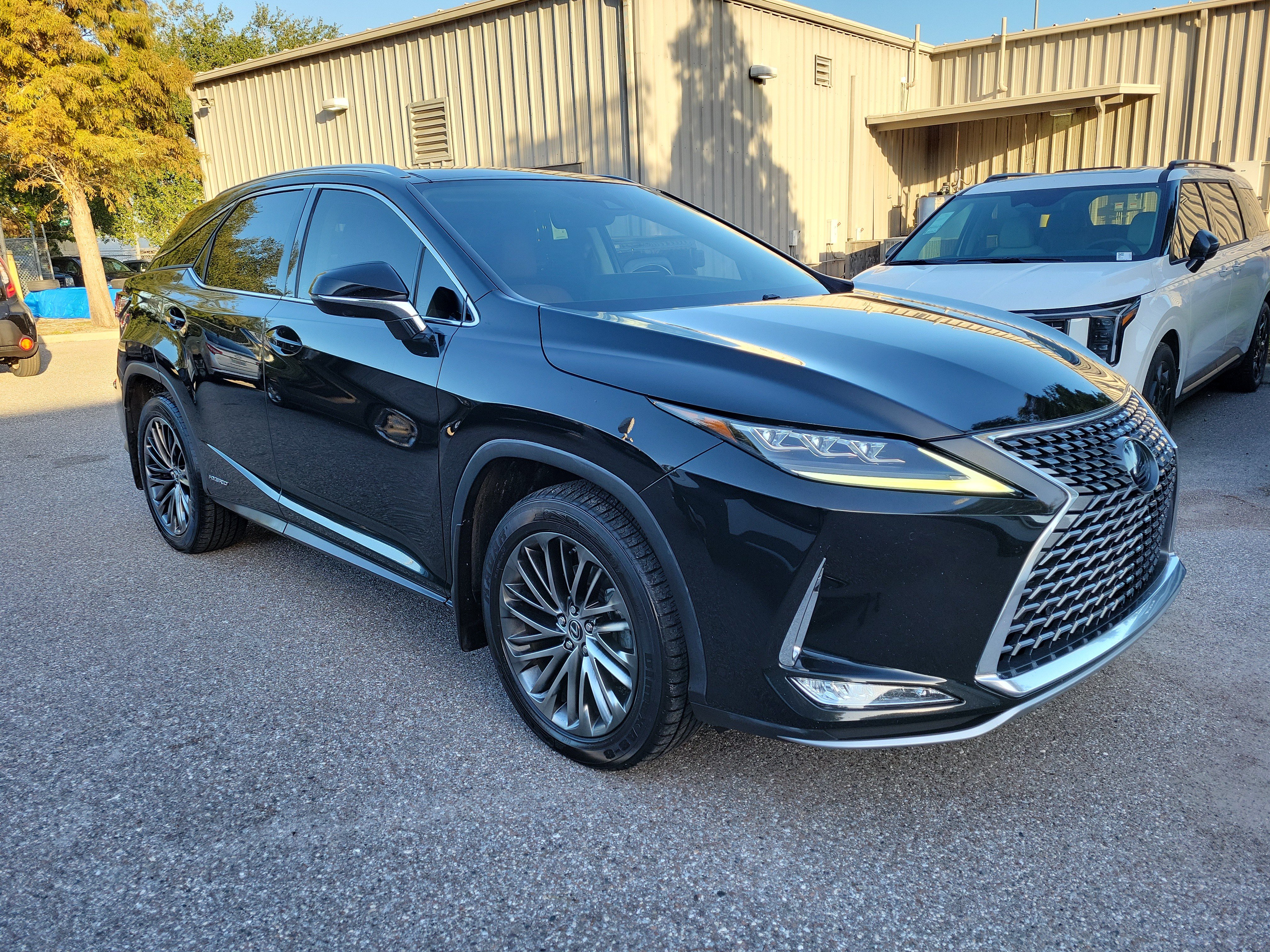 Used 2021 Lexus RX 450h AWD w/ Luxury Package image 5