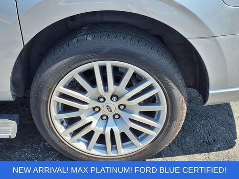 Used 2024 Ford Expedition Max Platinum AWD/4WD image 7
