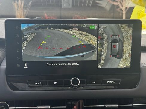 New 2025 Mitsubishi Outlander SE image 33