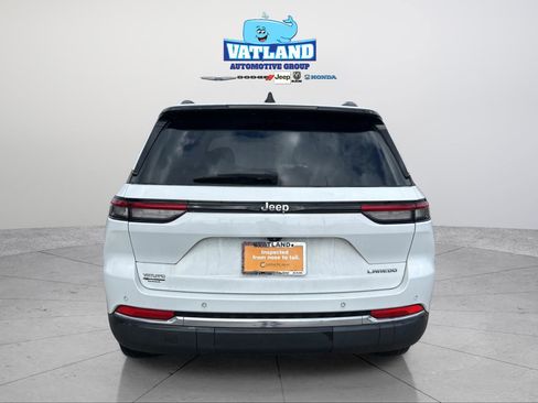 Certified 2023 Jeep Grand Cherokee Laredo image 4