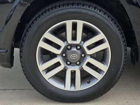 Certified 2022 Toyota 4Runner TRD Sport RWD image 11