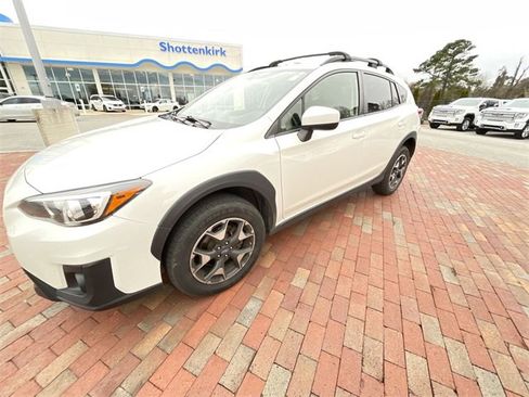 Used 2019 Subaru Crosstrek 2.0i Premium image 13