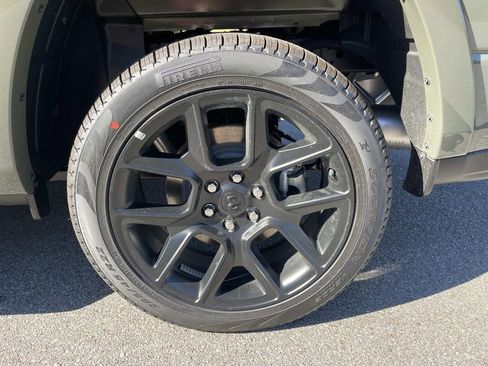 Used 2026 RAM 1500 Laramie w/ Night Edition image 12