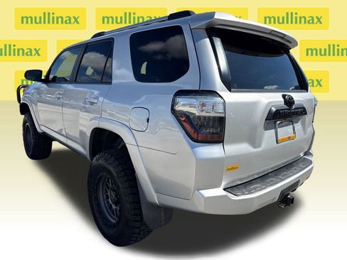 Used 2016 Toyota 4Runner Trail image 7