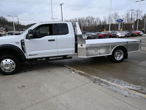 Used 2024 Ford F550 2WD SuperCab Super Duty w/ XLT Value Package image 14