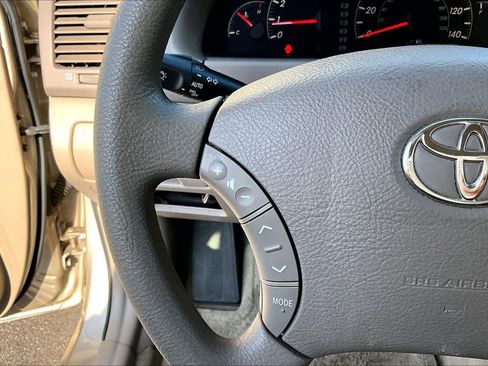 Used 2005 Toyota Camry LE image 22