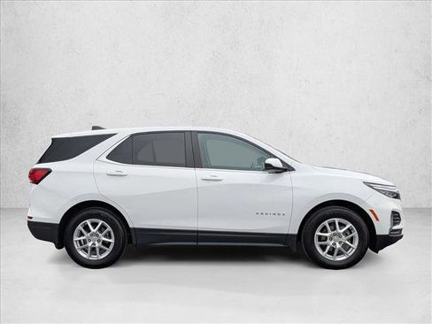 Used 2022 Chevrolet Equinox LT image 4