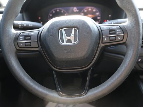 Used 2023 Honda Accord EX image 18