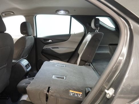Used 2020 Chevrolet Equinox LS FWD image 27