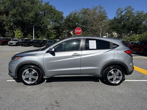 Used 2019 Honda HR-V LX image 11