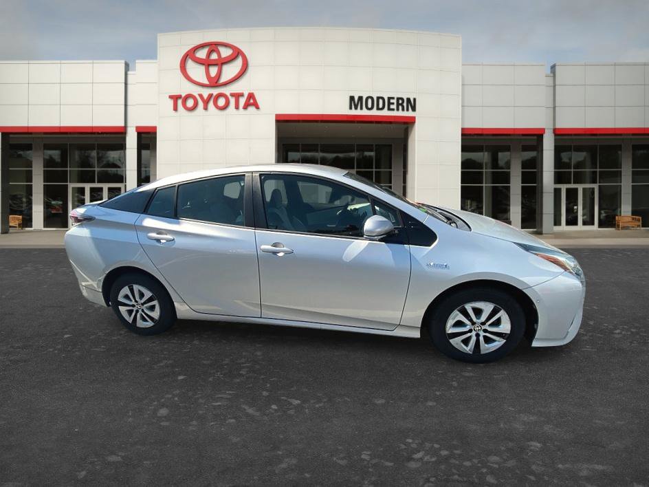 Certified 2018 Toyota Prius Two w/ Prius Two Safety Plus Package FWD image 21