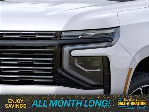 New 2025 Chevrolet Suburban High Country image 10