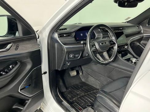 Used 2021 Jeep Grand Cherokee L Overland AWD/4WD image 25