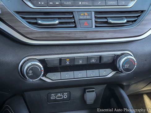 Used 2023 Nissan Altima 2.5 SV image 21