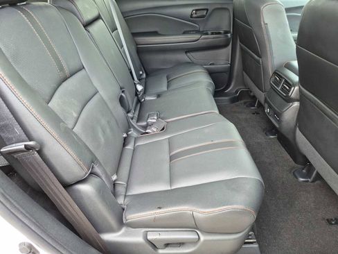 Used 2024 Honda Passport TrailSport image 27