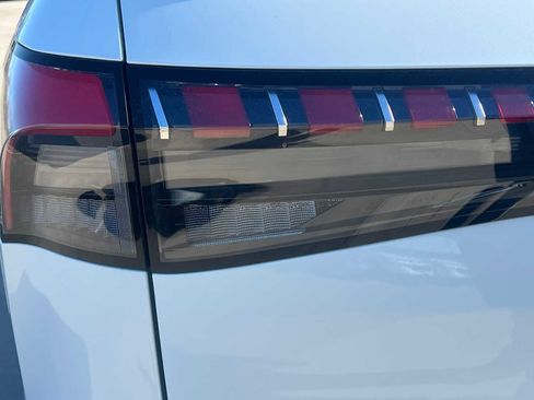 New 2026 INFINITI QX80 SPORT image 11