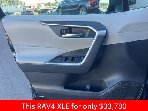 Used 2025 Toyota RAV4 XLE w/ Convenience Package image 15