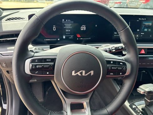 Used 2025 Kia K5 GT-Line w/ GT-Line Premium Package FWD image 16