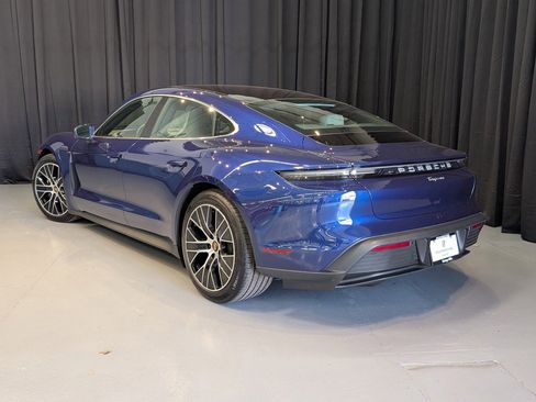 New 2024 Porsche Taycan image 3