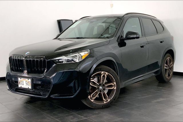 Used 2023 BMW X1 xDrive28i w/ M Sport Package AWD/4WD image 1