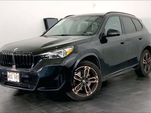 Used 2023 BMW X1 xDrive28i w/ M Sport Package AWD/4WD image 1
