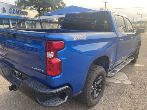Used 2022 Chevrolet Silverado 1500 Custom Trail Boss AWD/4WD image 8