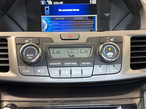 Used 2016 Honda Odyssey Touring Elite image 26