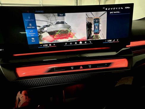 Used 2026 BMW M5 w/ Carbon Package image 26