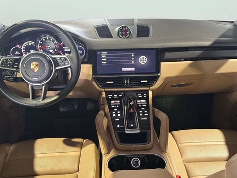 Used 2023 Porsche Cayenne AWD/4WD image 71