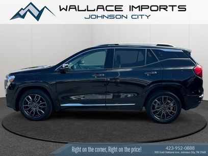 Used 2024 GMC Terrain Denali w/ Black Diamond Edition