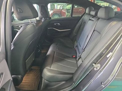 Used 2020 BMW 330i Sedan w/ Convenience Package RWD image 19