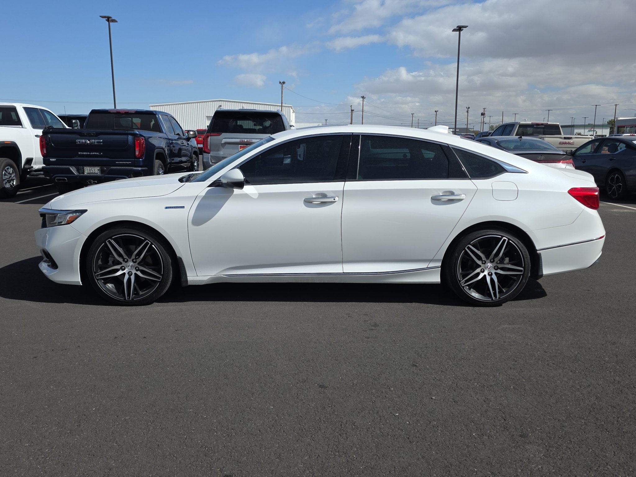 Used 2021 Honda Accord Touring image 4