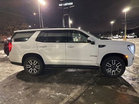 Certified 2023 GMC Yukon AT4 image 4