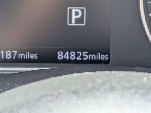 Used 2020 Nissan Kicks SR w/ SR Premium Package FWD image 30