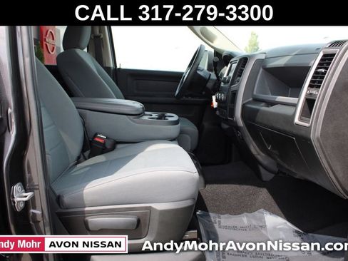 Used 2018 RAM 2500 Tradesman w/ Chrome Appearance Group AWD/4WD image 17