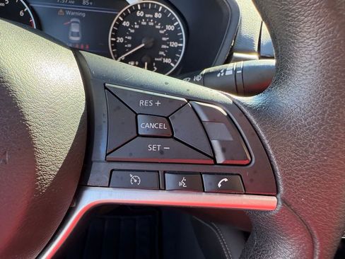 Used 2023 Nissan Altima 2.5 SV image 22