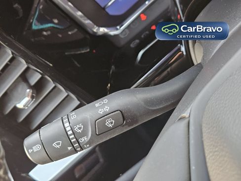 Certified 2025 Chevrolet Silverado 1500 LT AWD/4WD image 28