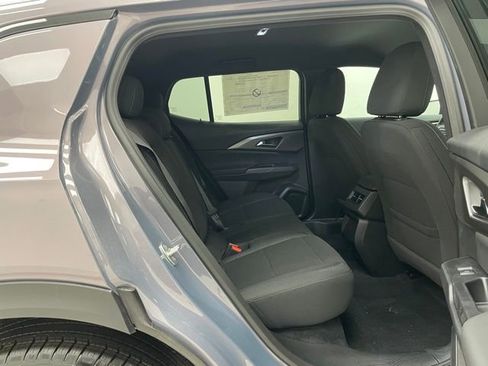 New 2026 Chevrolet Equinox EV LT image 12