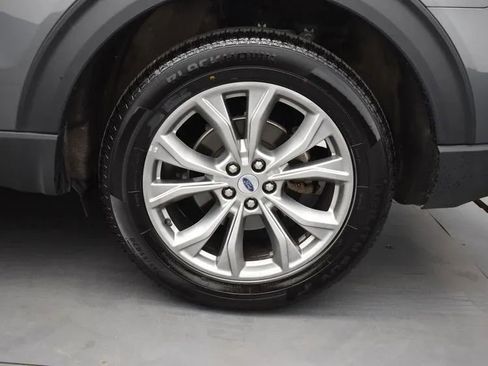 Used 2023 Ford Explorer Limited image 36