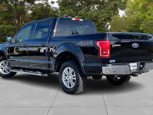 Used 2016 Ford F150 Lariat w/ Equipment Group 501A Mid image 4