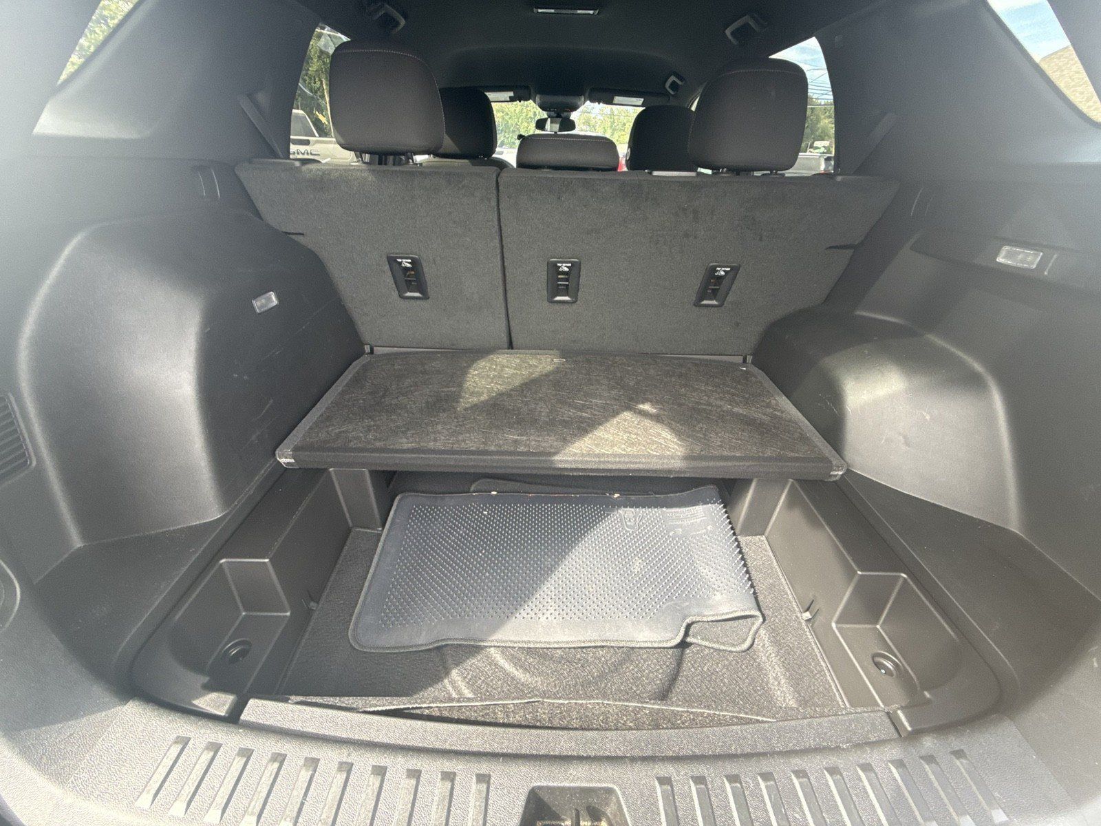 Used 2026 Chevrolet Equinox LT AWD/4WD image 31