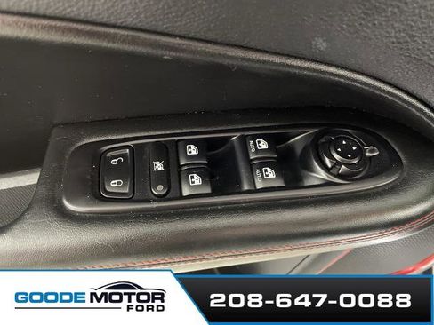 Used 2020 Jeep Compass Trailhawk image 10