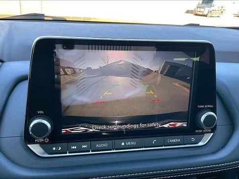 Certified 2023 Nissan Rogue SV image 25